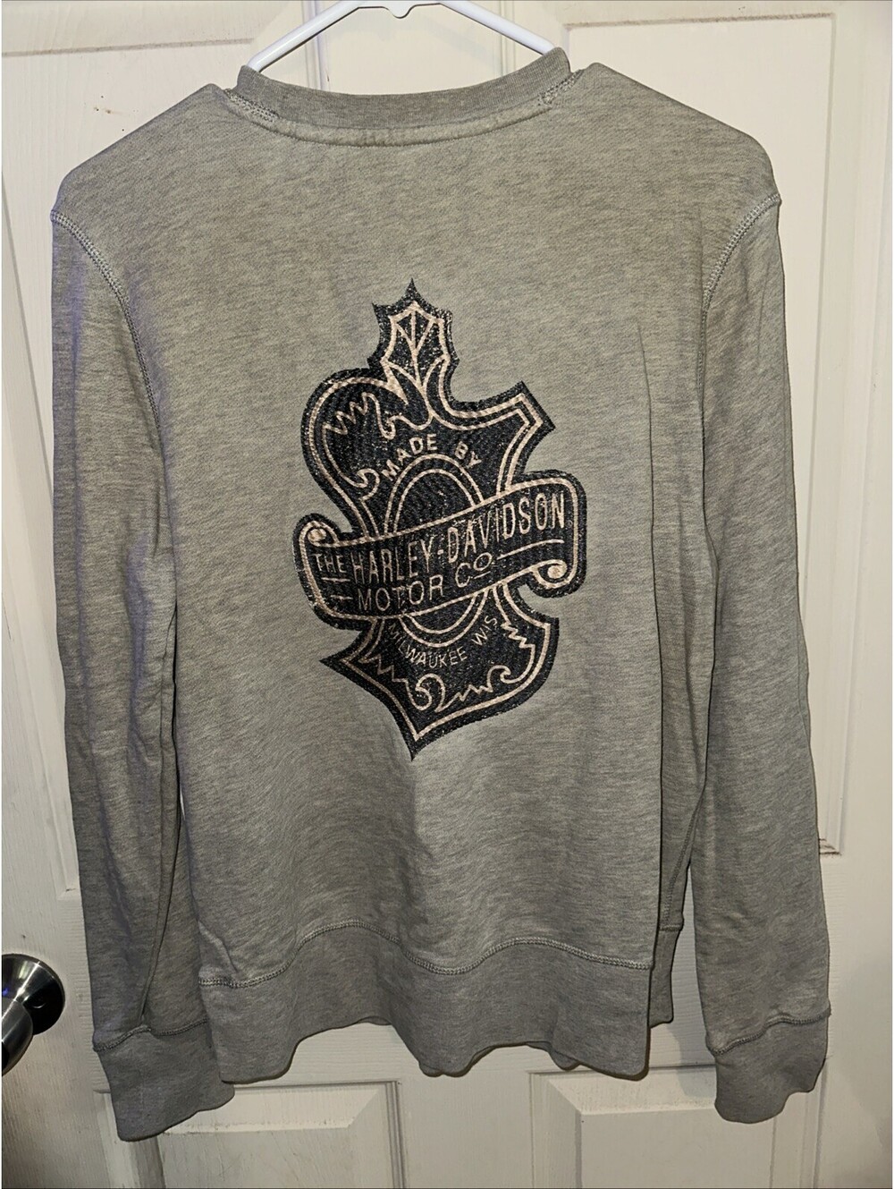 Harley-Davidson Womens Sweatshirt Medium Graphic Fleece Gray Milwaukee wis